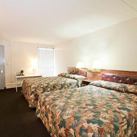 Aladdin Motel เอ็ดมอนตัน ภายนอก รูปภาพ